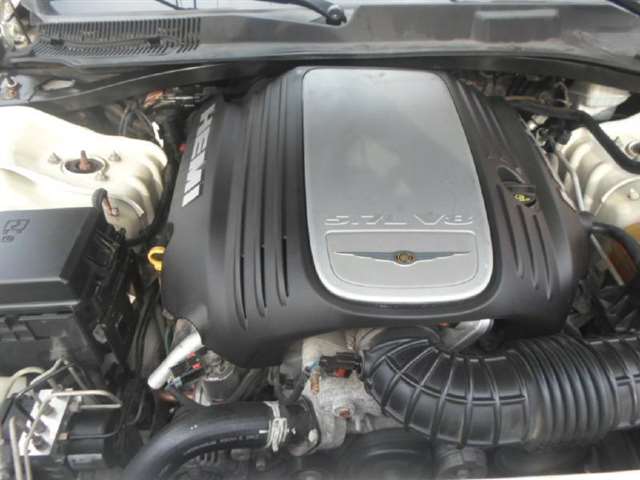 2008 Chrysler 300 C HEMI 4dr Sedan